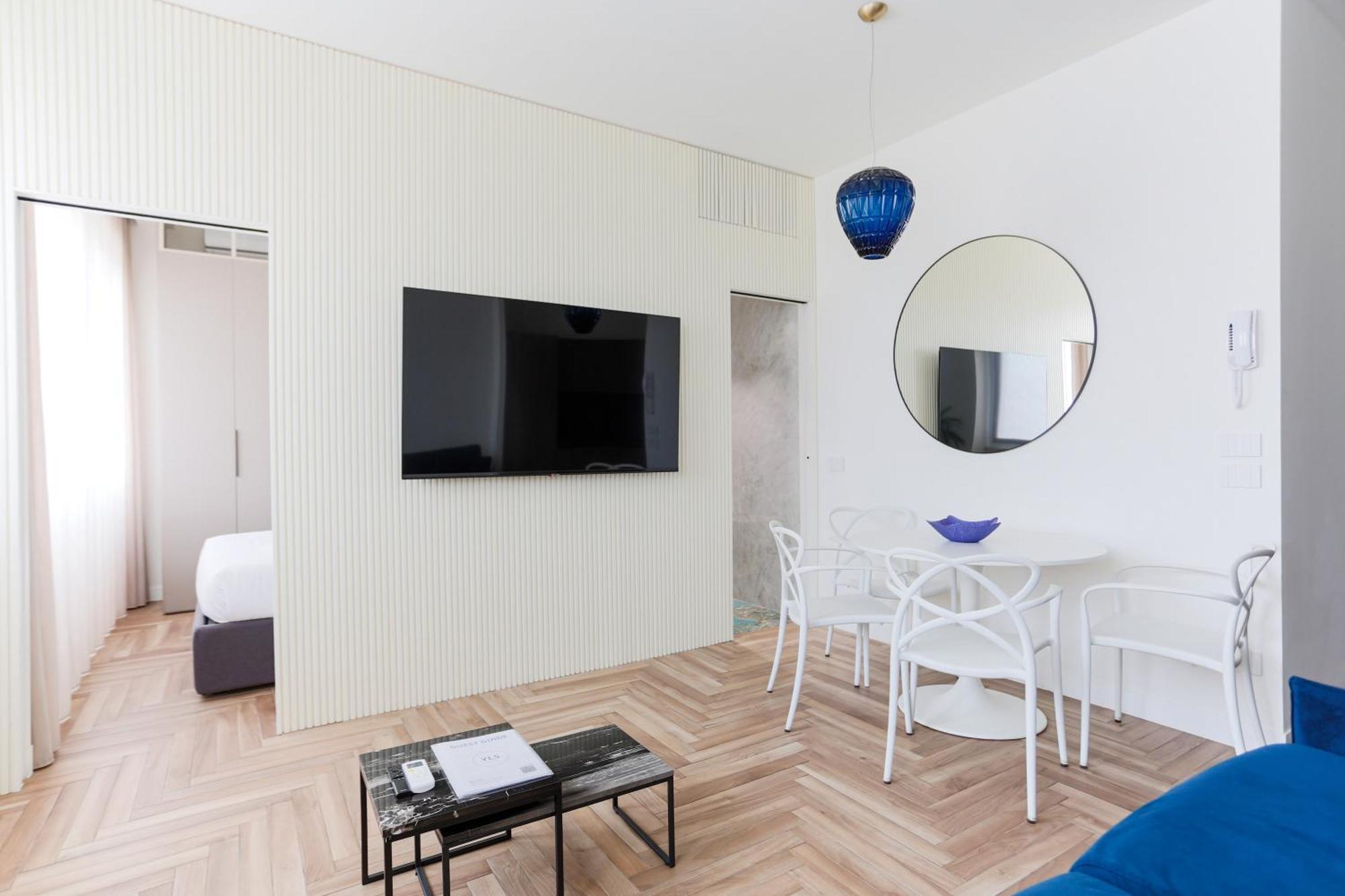 Yls Luxury Suites 2 — Foto 2